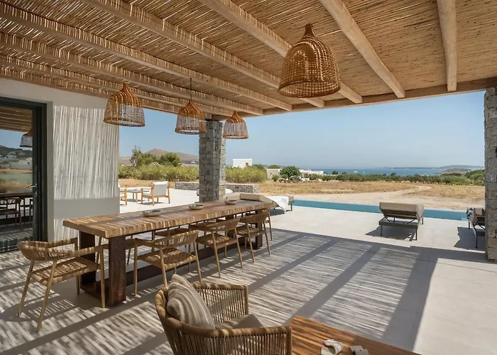 Near - 3br - Private Pool - Candia